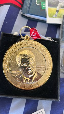 2004 Ronald Reagan Republican 24k Gold Plated Medal