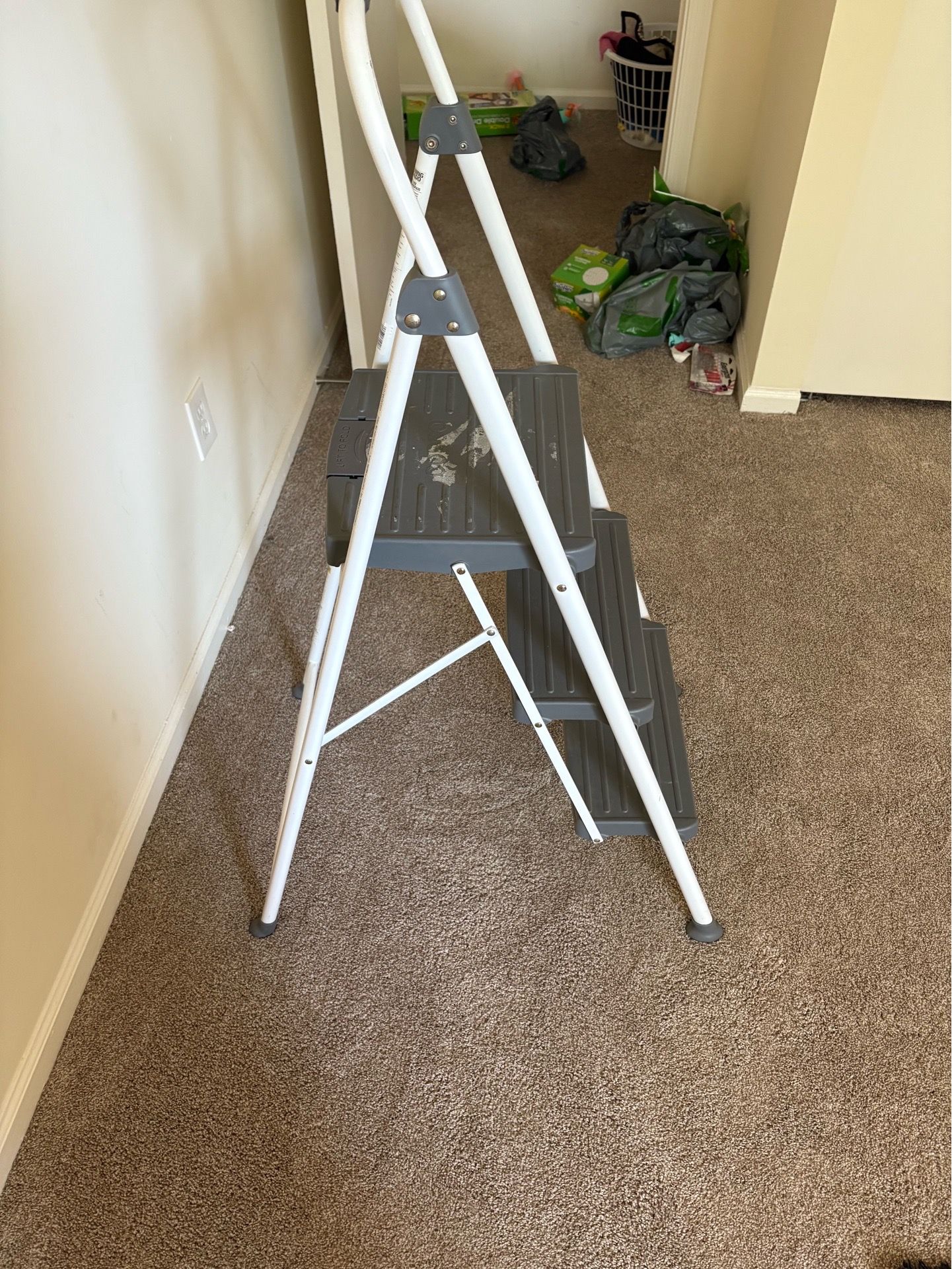 COSCO Step Ladder