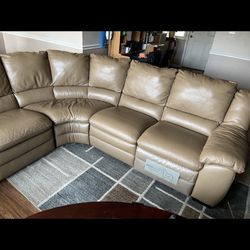 Natuzzi Leather Sectional 