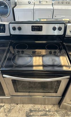Frigidaire Stainless Electric Range QuickBoil