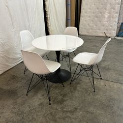 Round Table 36” Height 29 With 4 Chairs