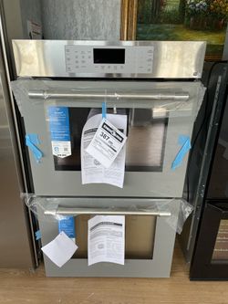 Thermador Double Oven $3,900