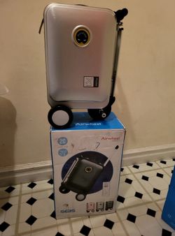 Airwheel luggage scooter