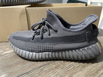 Yeezy 350 V2 