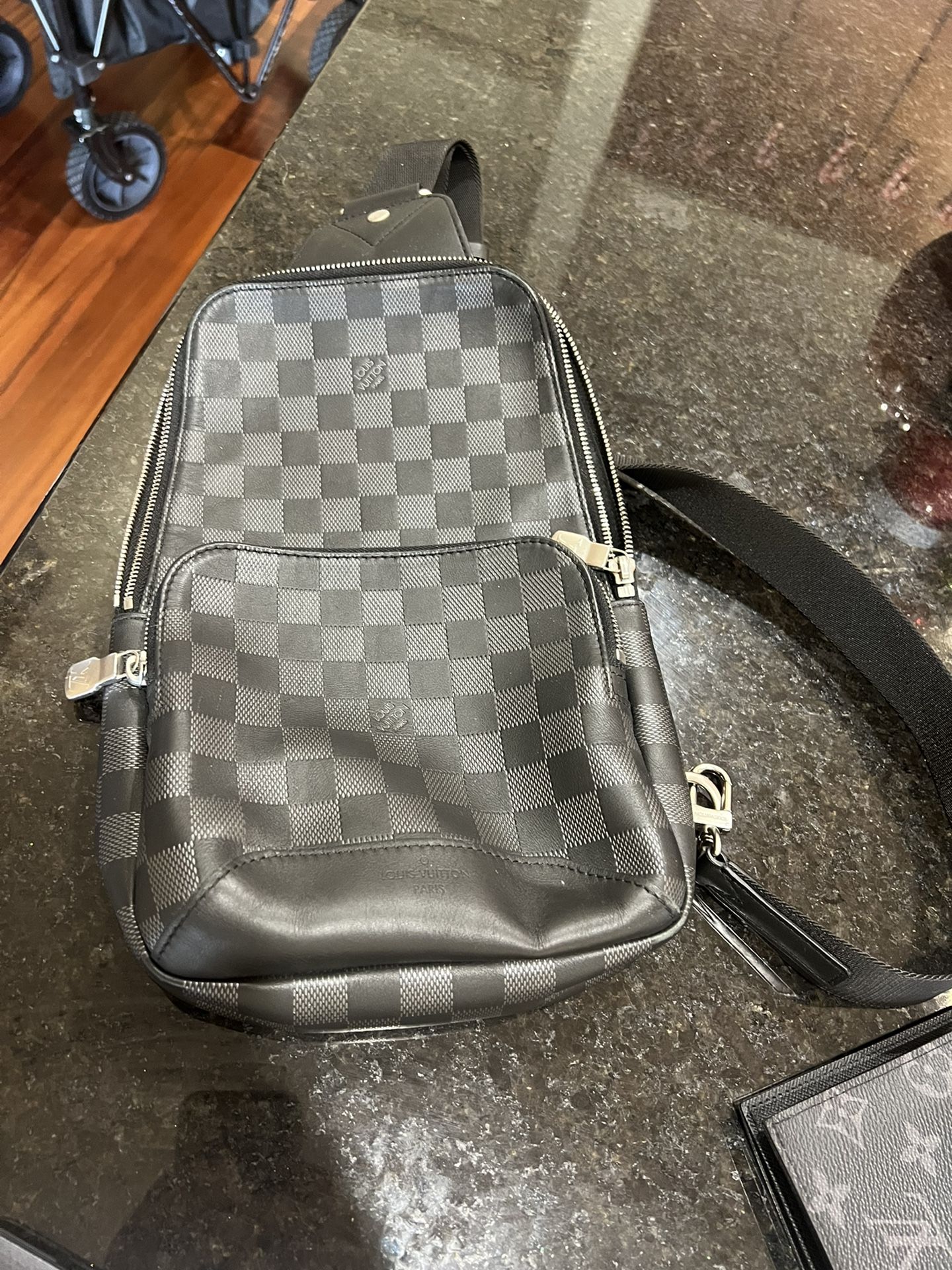 Louis Vuitton Mens Avenue Sling Bag