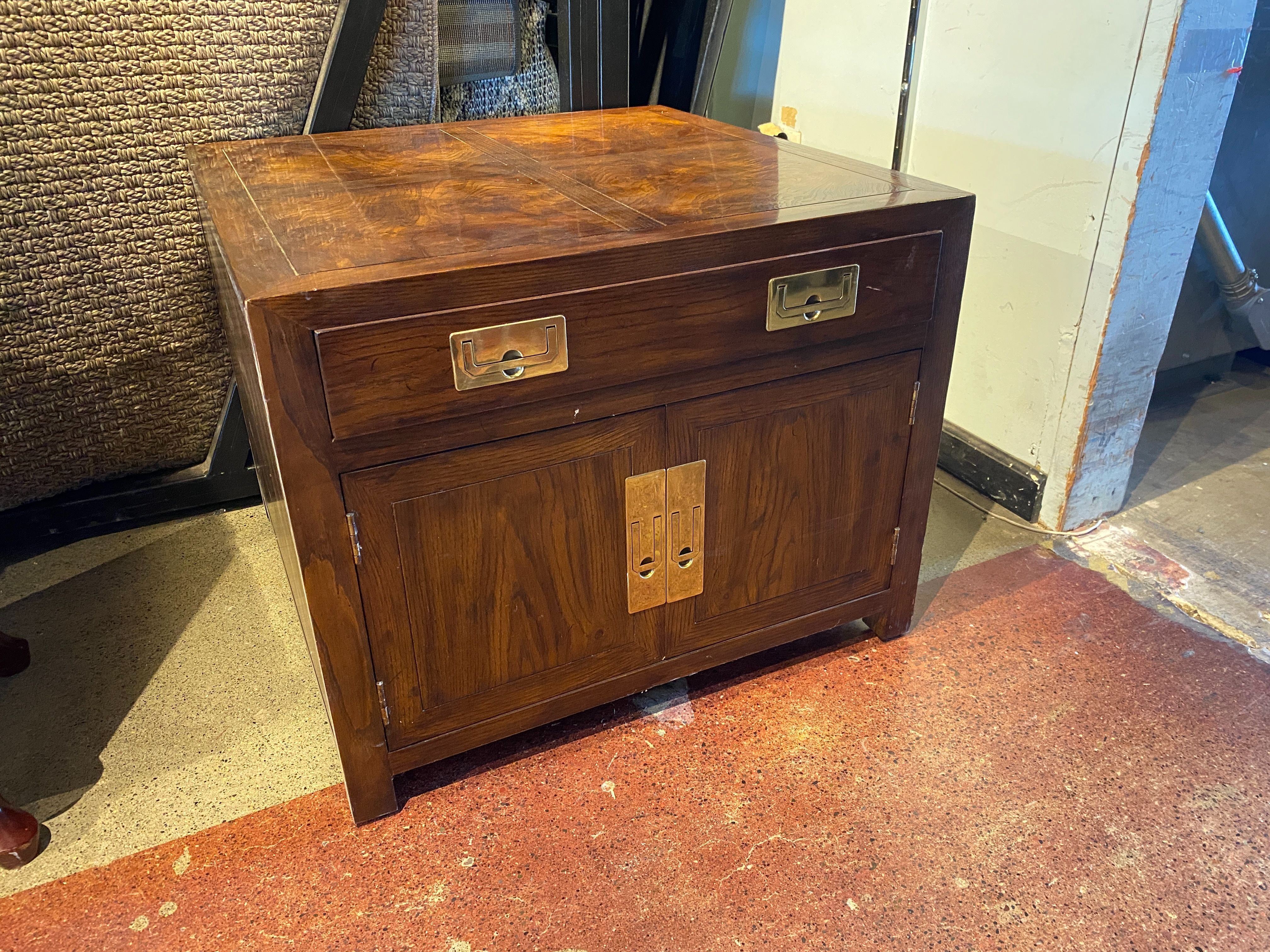 HENREDON FINE FURNITURE Campaign Style End Table with Brass Handles