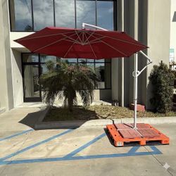 NEW Large Patio Umbrella 10 Foot Tilt Adjustable