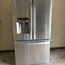 Kenmore Double Door Refrigerator 