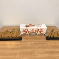 Beautiful Desk Decors