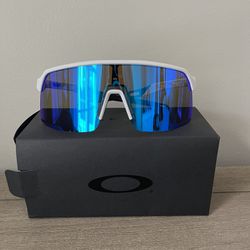Oakley Prizm Sunglasses Blue/white