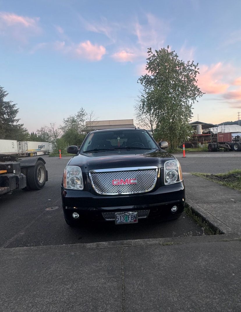 2011 GMC Yukon