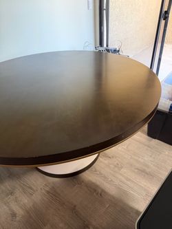 Dinning room table.