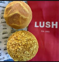 Lush Cosmetics bath set