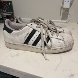 Adidas superstars white