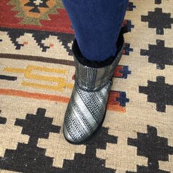 Black Silver Patterned Uggs