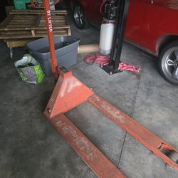 Pallet jack