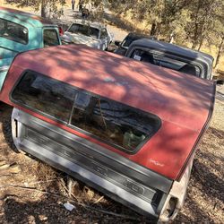 Camper shell for 1990s extended cab gmc/chevy truck 61/2ft  bed length