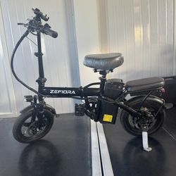 Folding electric bicycle
