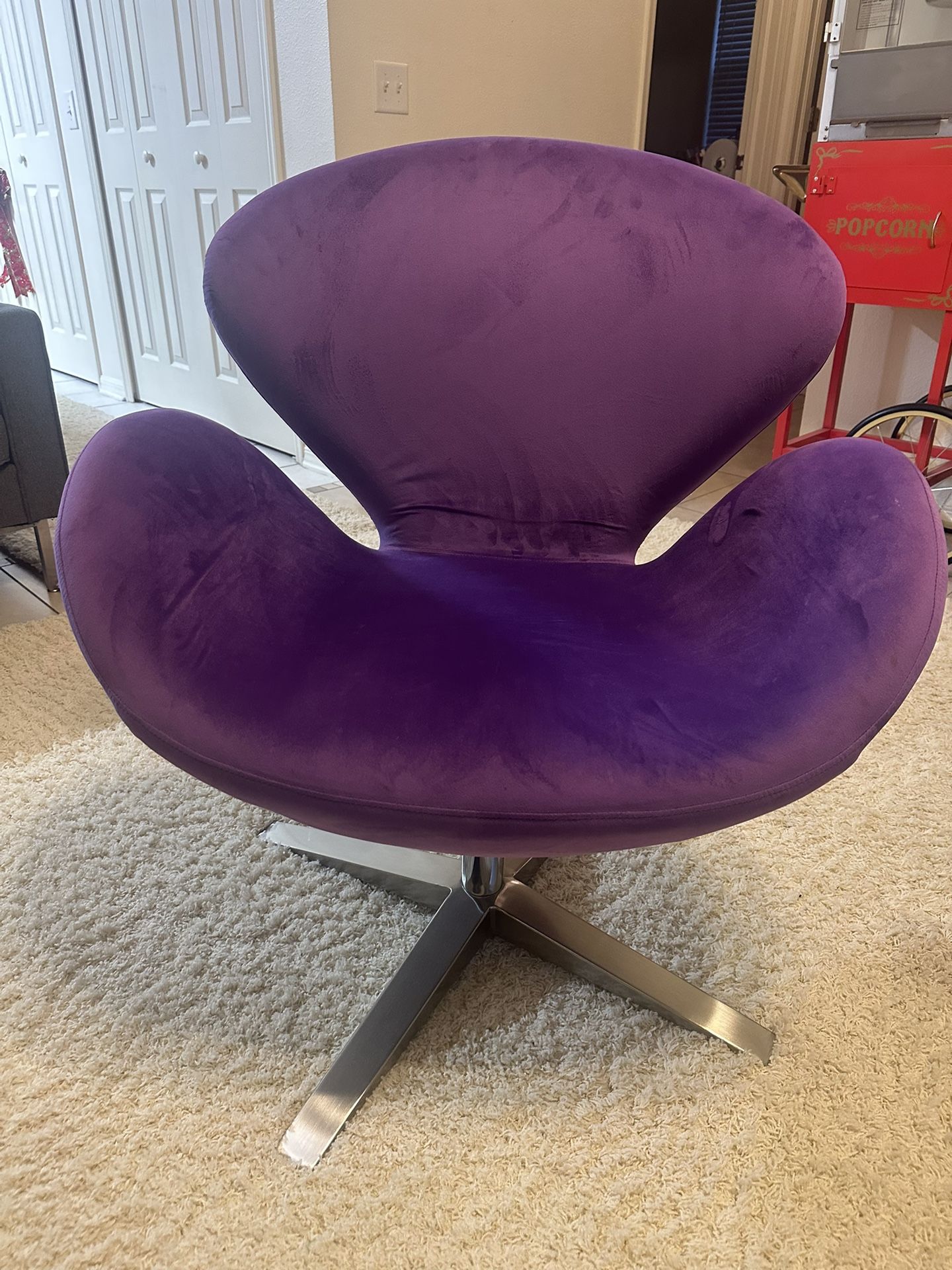 Modern Swivel Accent Chair Purple Velvet