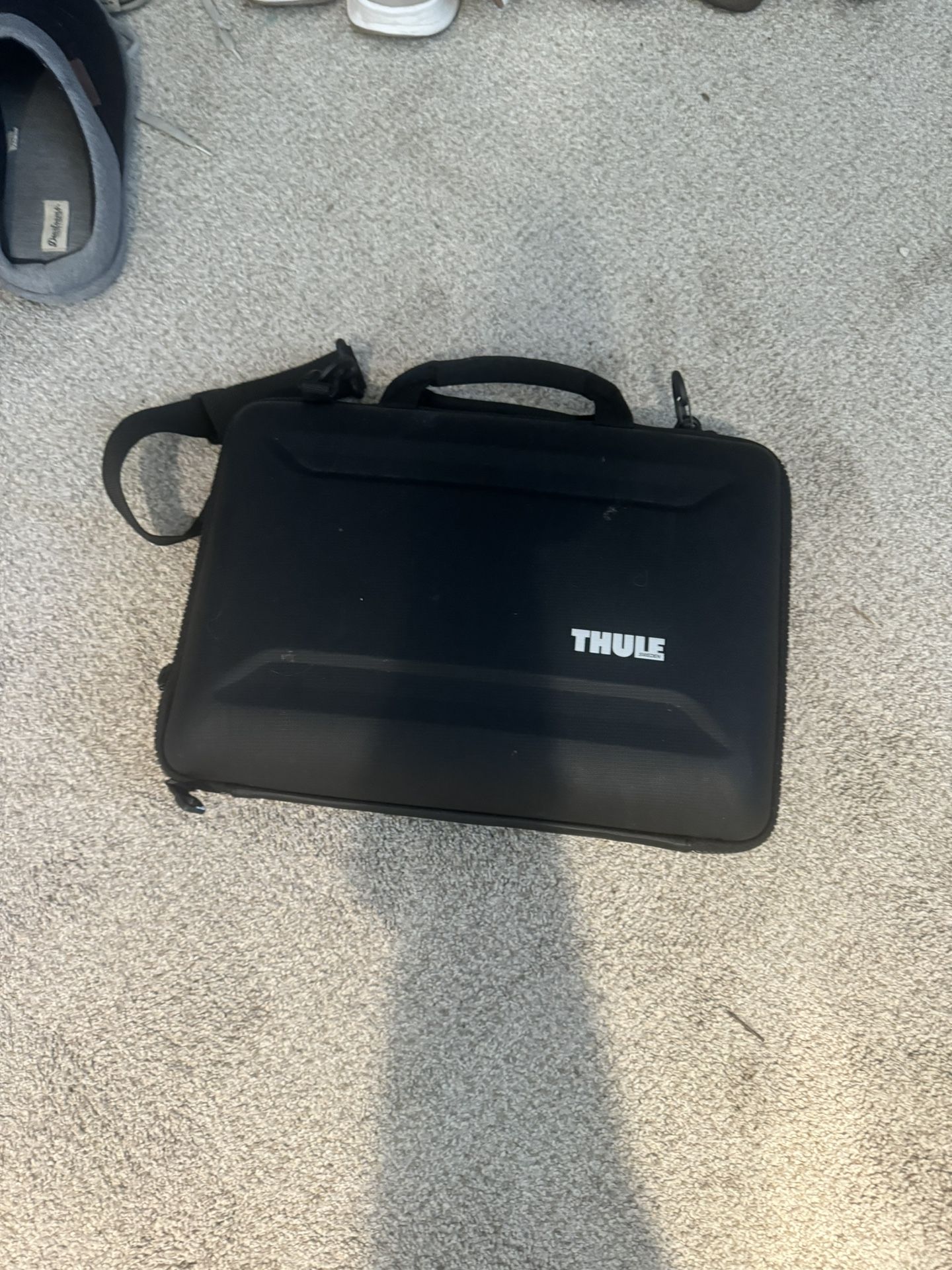 Thule Hard shell 13 In Case