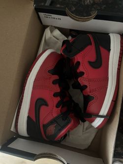 Jordan 1 Black And Red