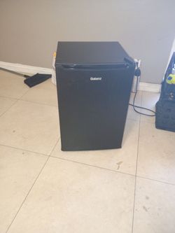 galanz minifridge and freezer$35.00