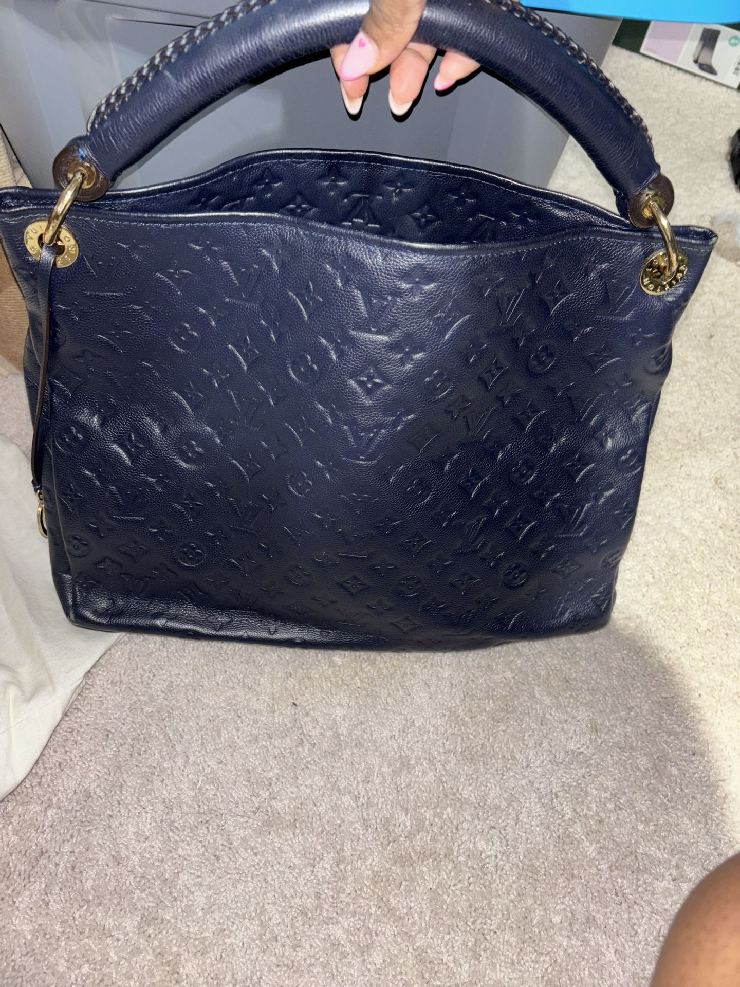 Louis Vuttion Monogram Bag