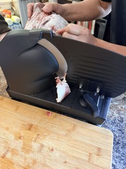 used meat slicer for sale $35,pick up from eadtvale