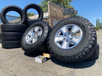 Chevy And GMC Wheels LT285/70/17” bfgoodrich