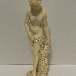 Greek goddess statue.  Damaged sold as is.  12” resin.  