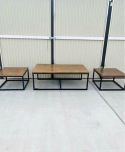Coffee table set