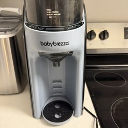 Baby brezza Formula 