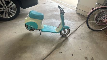 Razor petite Vespa