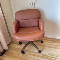 Vintage Brown Padded Wide Seat Faux Vegan Leather Desk Office Chair With Wheels