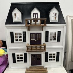 Wooden Doll Playhouse: Custom painted 