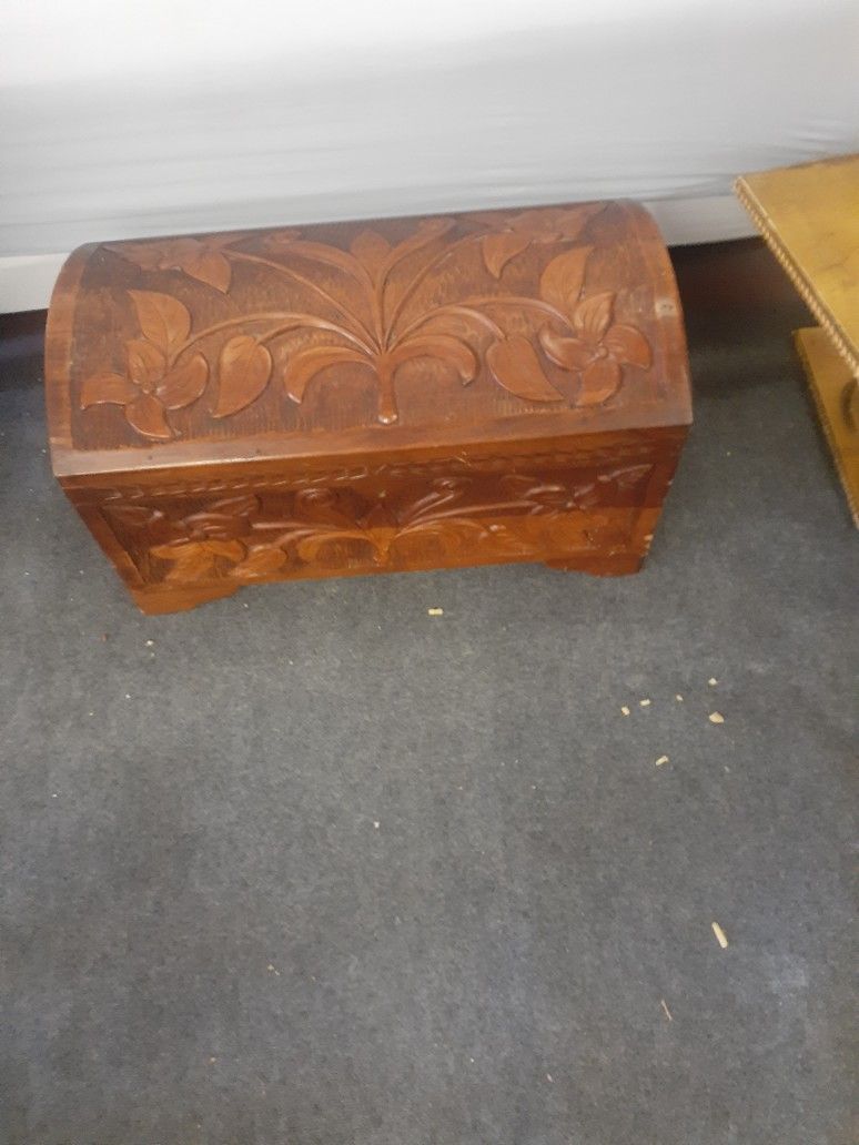 TREASURE CHEST