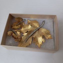 Gold Leaf Brooch N CLIP ON EARINGS