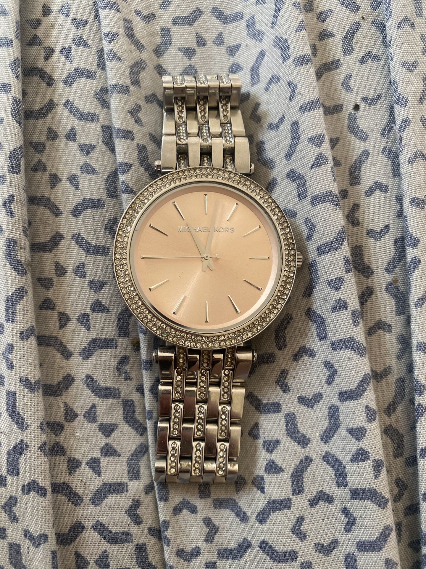 Michael Kors Darci Glitz MK3218 Wrist Watch for Women - Silver