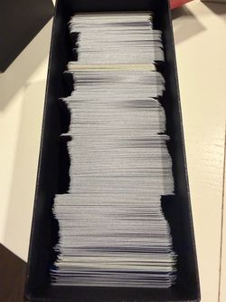 600 Pokemon cards