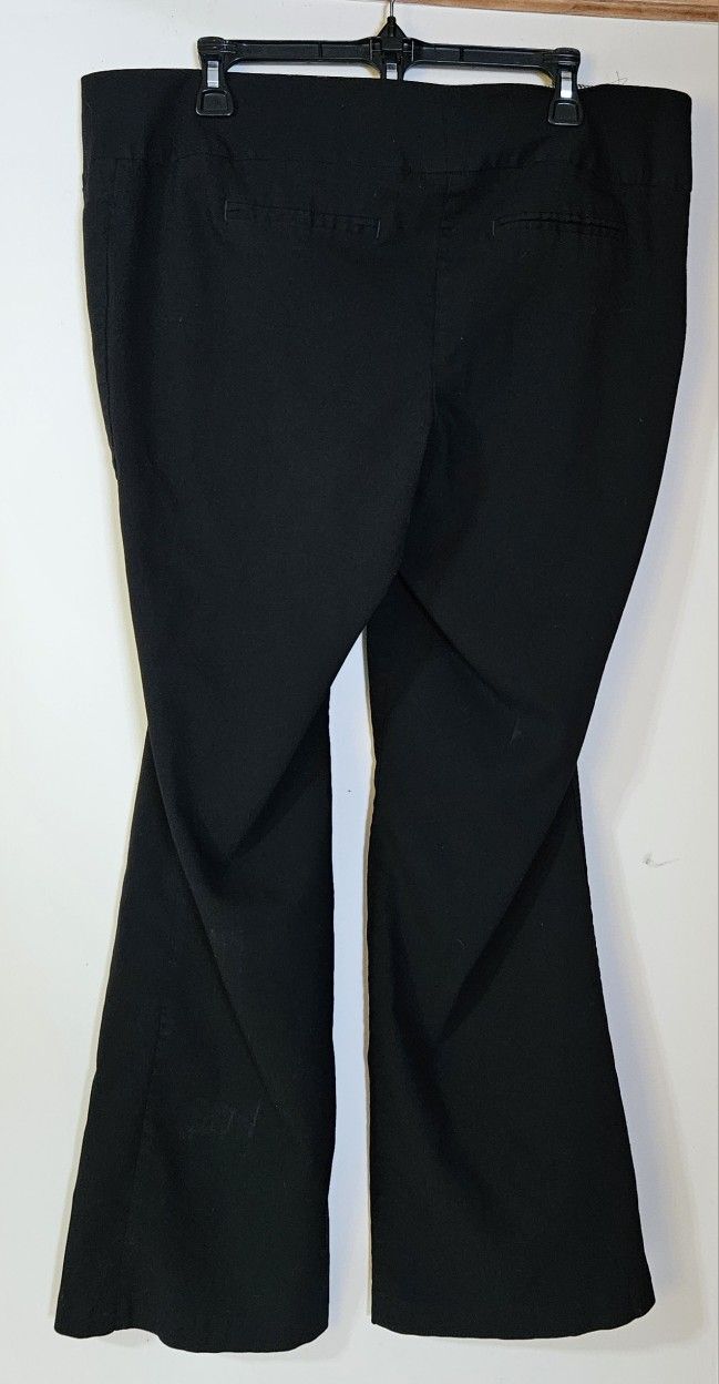 16 Woman's Torrid Casual Black Dress Pants
