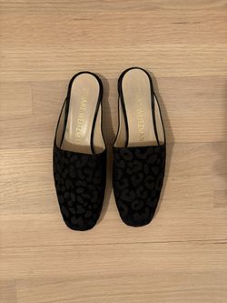 $375 Stuart Weitzman Women’s Black Mulearky Leopard Flats Slides Leather US8