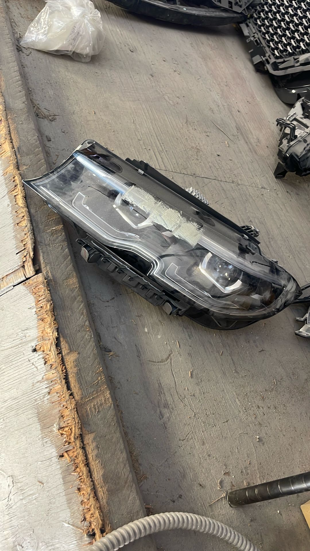 Mercedes headlight left side driver
