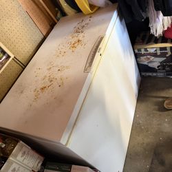 Kenmore Freezer 