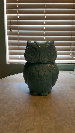 Owl cookie jar