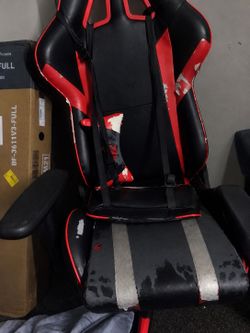 Black & Red Racing Gaming Chair