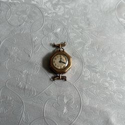 Gold Watch Vintage 