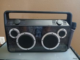 Max power retro boom speaker