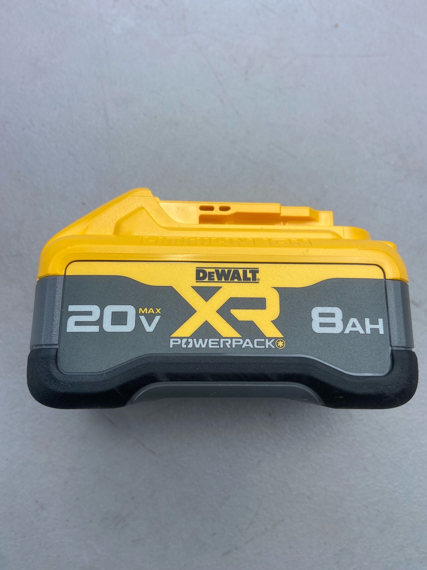 DeWalt 8.0 ah XR Power Pack Battery