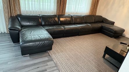 DANIA LEATHER COUCH