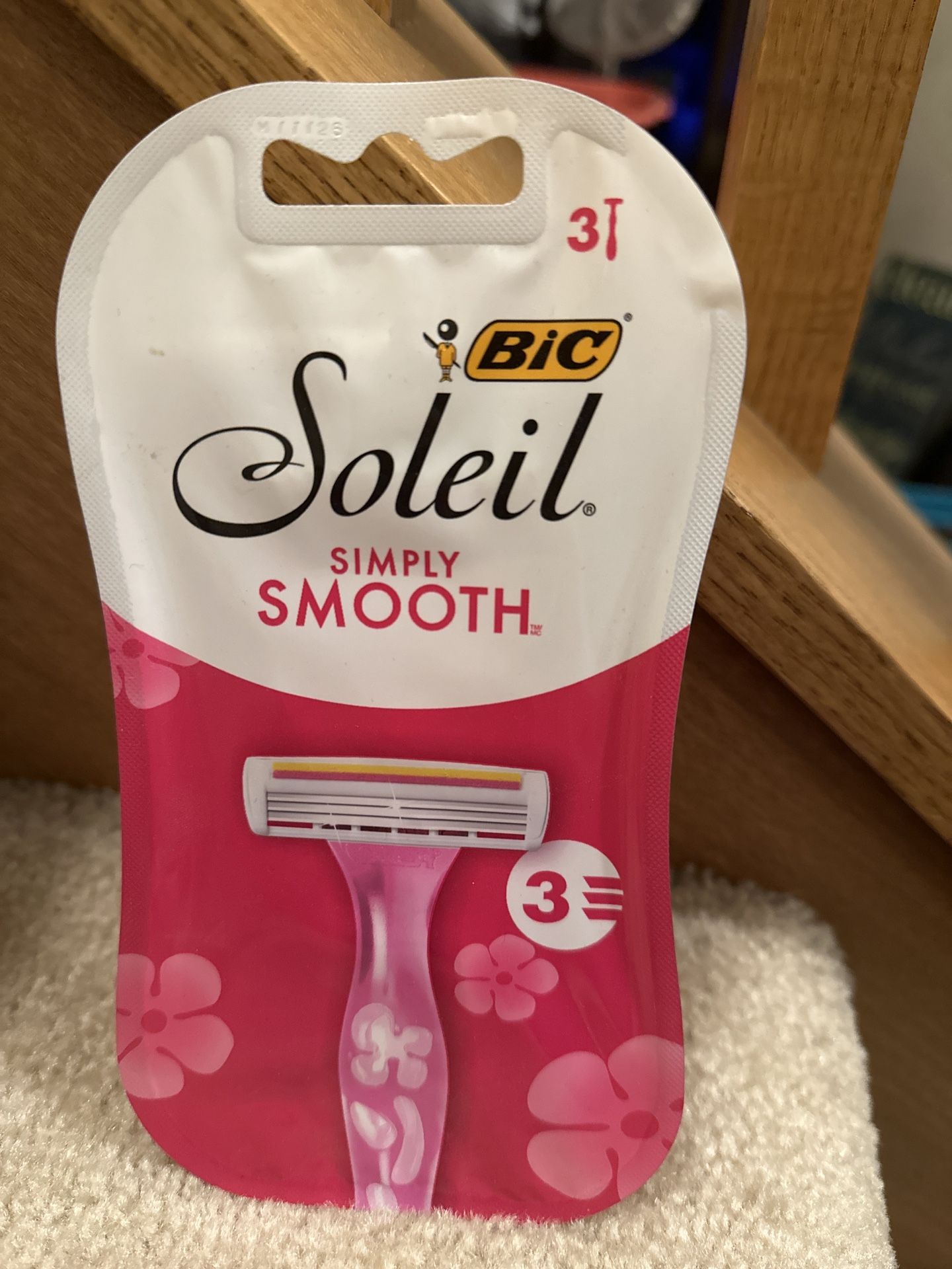 BIC Soleil Simply Smooth Razors new $2